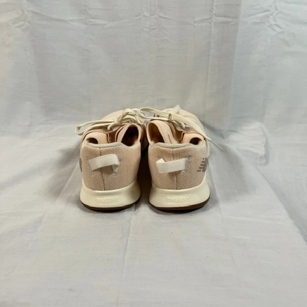 New Balance Nergize Sport v1 Peach Pink Womens Training Shoes WXNRGHP3 Size 9.5